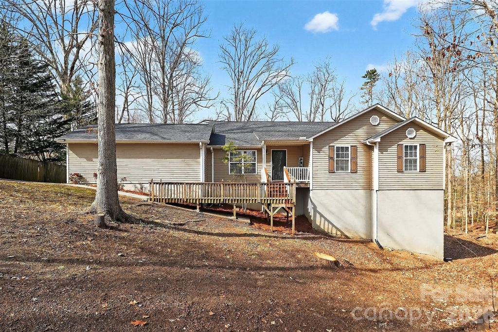 6238 King George Drive, Charlotte, NC 28213