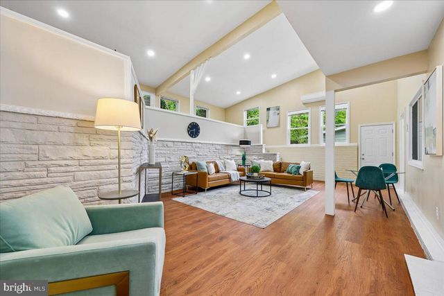 11518 CHARLTON DR, Silver Spring, MD 20902