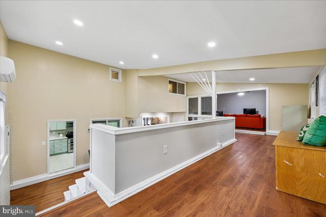 11518 CHARLTON DR, Silver Spring, MD 20902