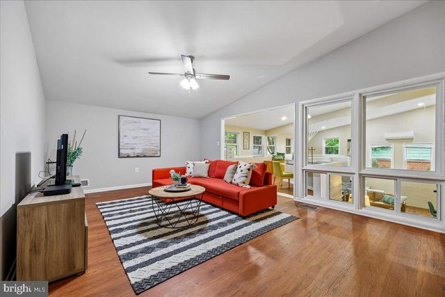 11518 CHARLTON DR, Silver Spring, MD 20902