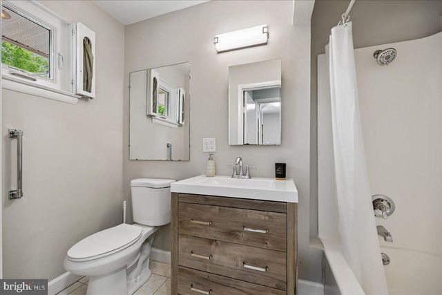 11518 CHARLTON DR, Silver Spring, MD 20902