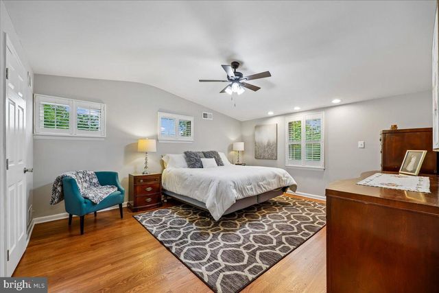 11518 CHARLTON DR, Silver Spring, MD 20902