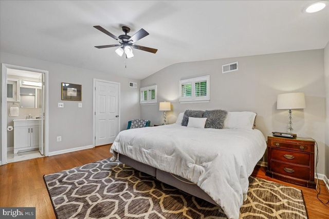 11518 CHARLTON DR, Silver Spring, MD 20902