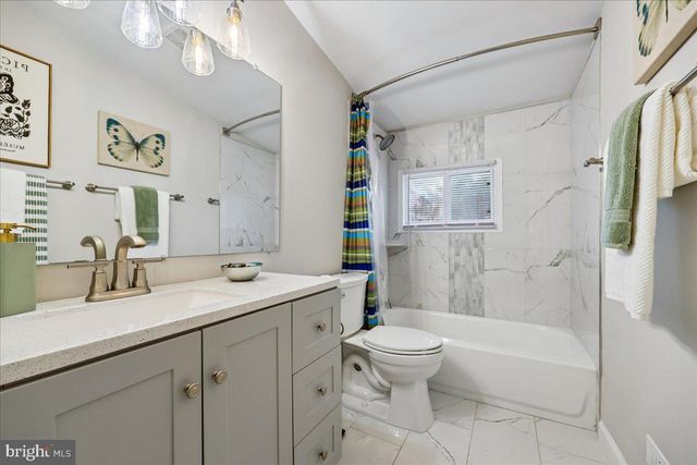 11518 CHARLTON DR, Silver Spring, MD 20902