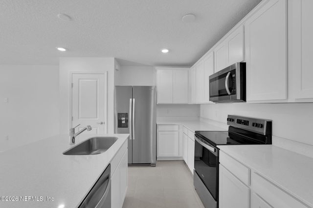 10131 WHISTLING PINE Court, Jacksonville, FL 32221