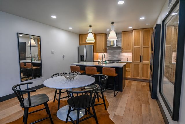 5911 E University Boulevard 108, Dallas, TX 75206