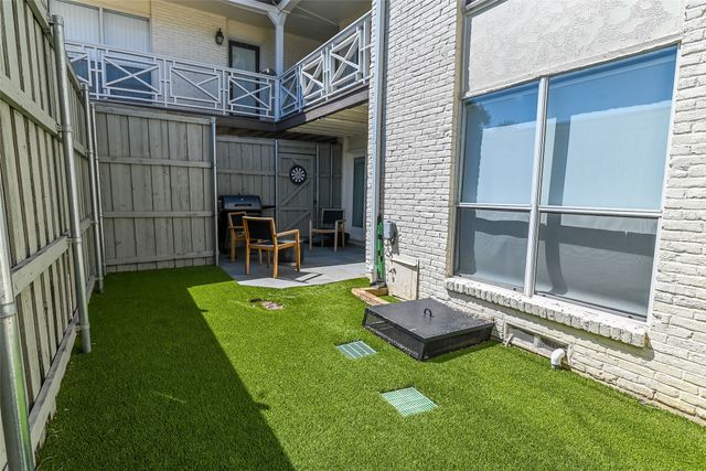 5911 E University Boulevard 108, Dallas, TX 75206