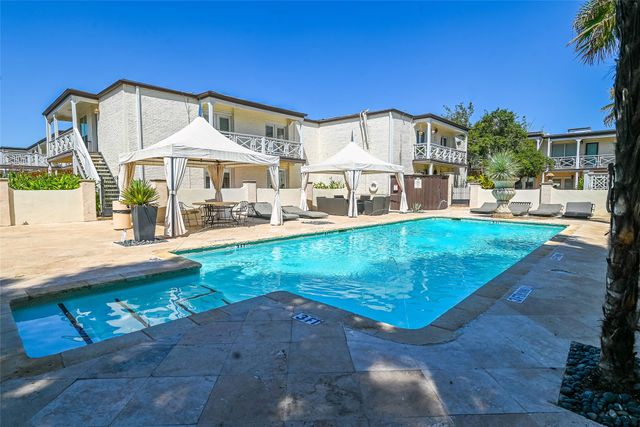 5911 E University Boulevard 108, Dallas, TX 75206