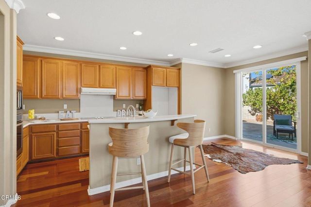 556 Knollwood Drive, Thousand Oaks, CA 91320