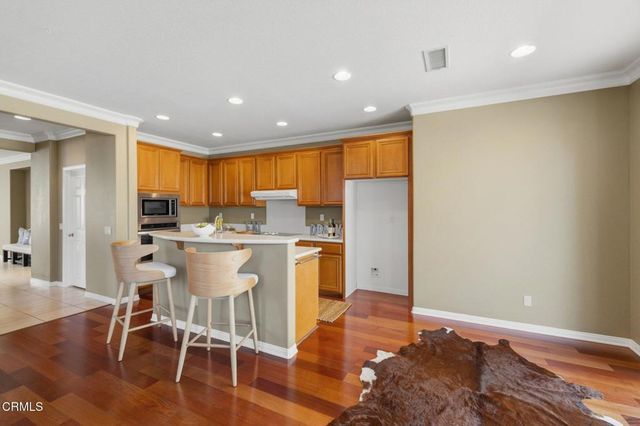 556 Knollwood Drive, Thousand Oaks, CA 91320