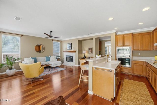556 Knollwood Drive, Thousand Oaks, CA 91320