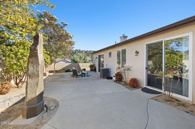 556 Knollwood Drive, Thousand Oaks, CA 91320