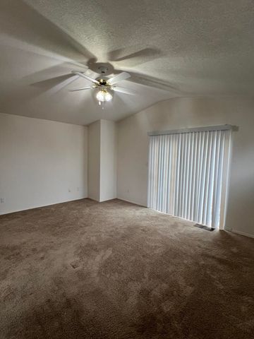 7316 Peregrine Road NE, Albuquerque, NM 87113
