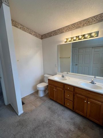 7316 Peregrine Road NE, Albuquerque, NM 87113
