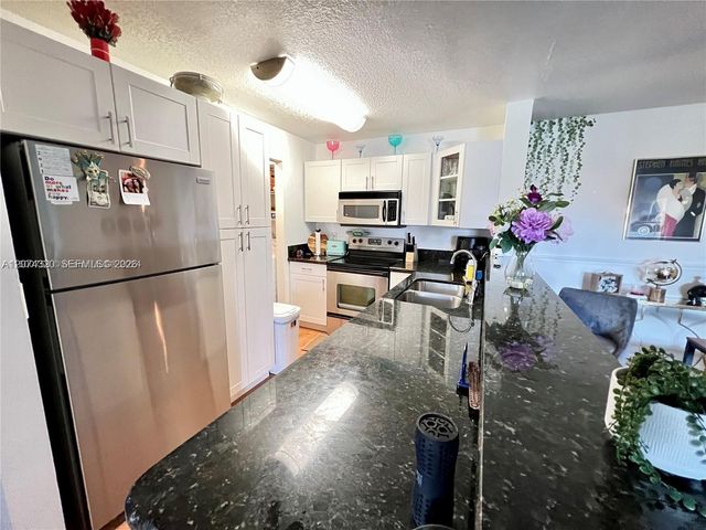 1229 SW 46th Avenue 408, Pompano Beach, FL 33069