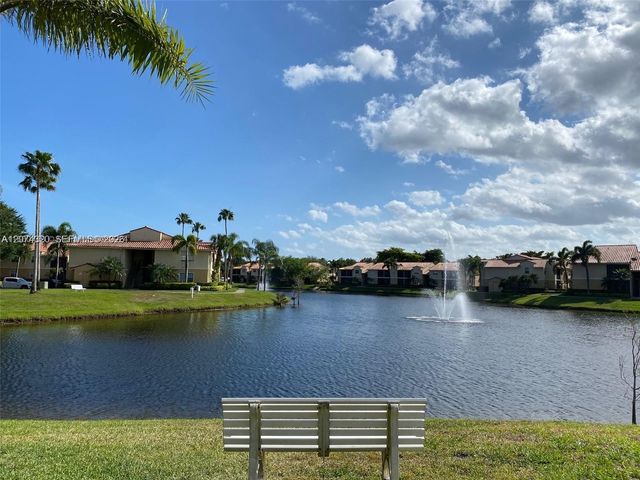 1229 SW 46th Avenue 408, Pompano Beach, FL 33069