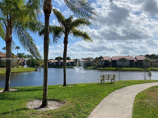 1229 SW 46th Avenue 408, Pompano Beach, FL 33069