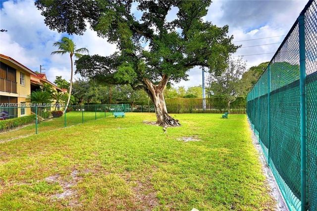 1229 SW 46th Avenue 408, Pompano Beach, FL 33069