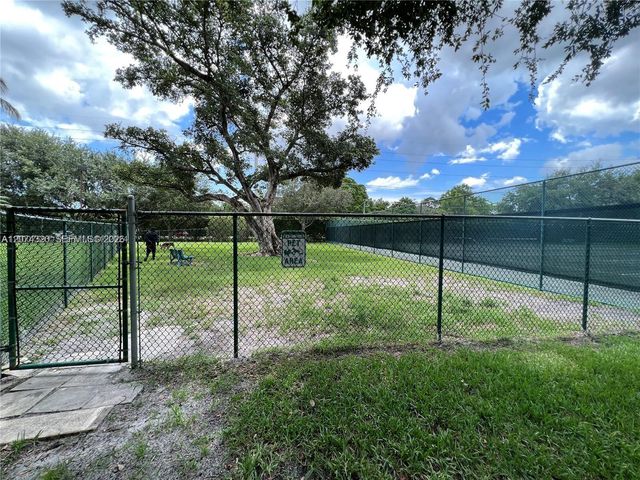 1229 SW 46th Avenue 408, Pompano Beach, FL 33069