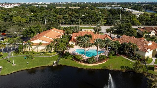 1229 SW 46th Avenue 408, Pompano Beach, FL 33069