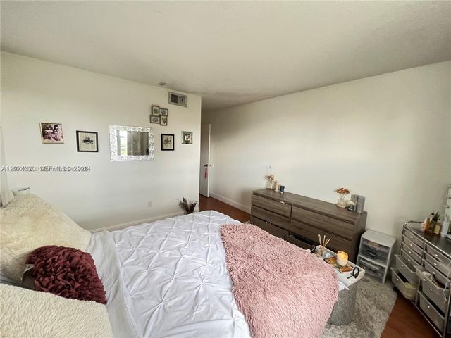 1229 SW 46th Avenue 408, Pompano Beach, FL 33069