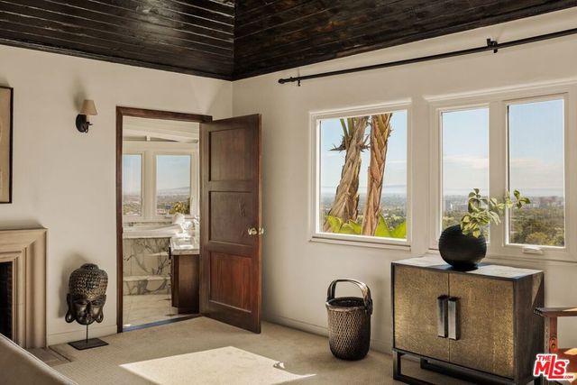 1454 Blueridge Drive, Los Angeles, CA 90210