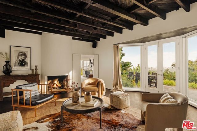 1454 Blueridge Drive, Los Angeles, CA 90210