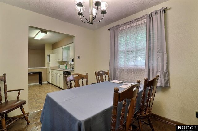 1412 Jones Drive, Fremont, NE 68025