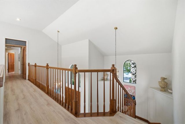 2416 Stonebrook Dr, Modesto, CA 95355