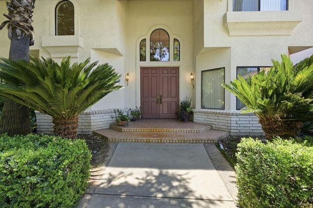 2416 Stonebrook Dr, Modesto, CA 95355