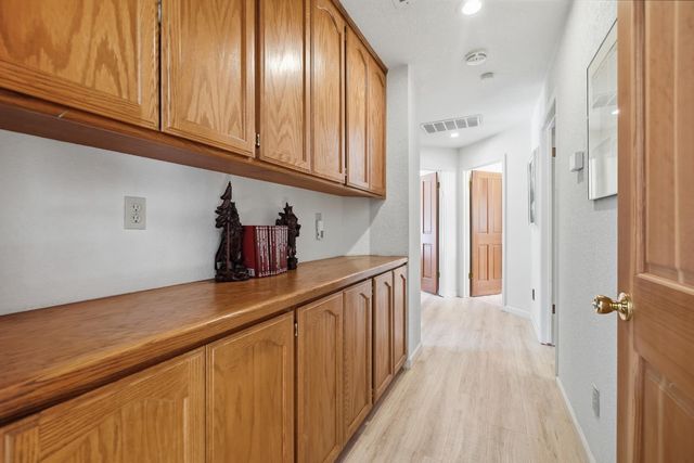 2416 Stonebrook Dr, Modesto, CA 95355