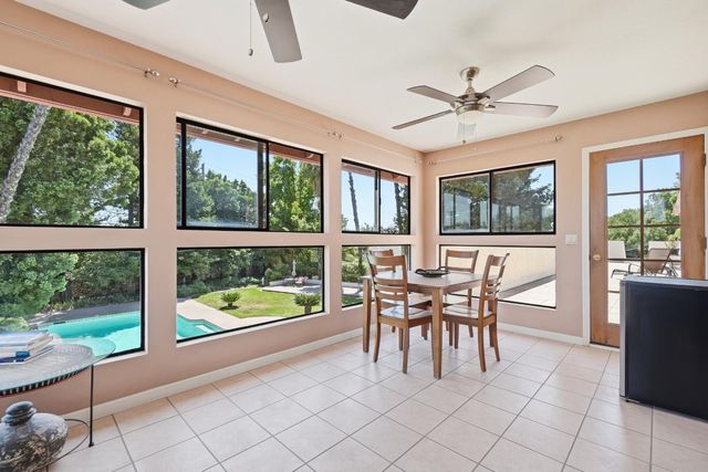 2416 Stonebrook Dr, Modesto, CA 95355