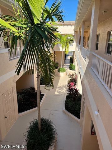 1018 Woodshire LN A209, Naples, FL 34105