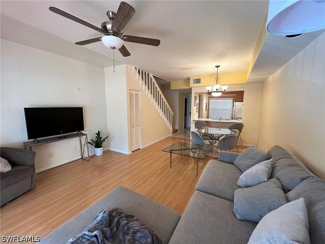 1018 Woodshire LN A209, Naples, FL 34105