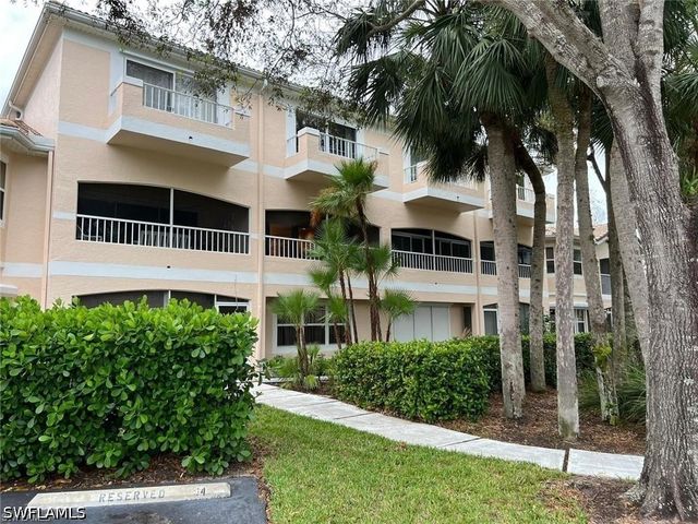 1018 Woodshire LN A209, Naples, FL 34105