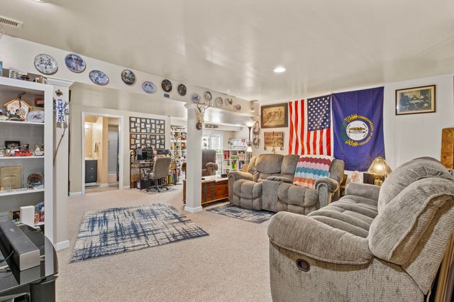 180 Casa Landa Way, Winchester, KY 40391