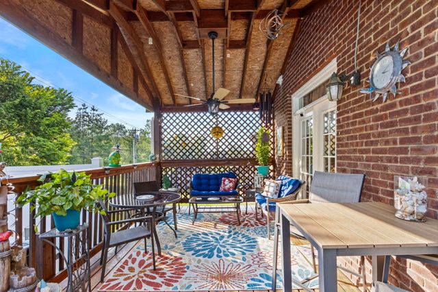 180 Casa Landa Way, Winchester, KY 40391