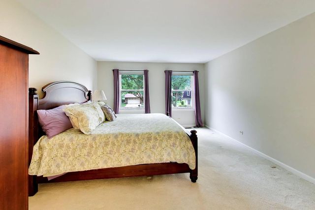 2302 Lisa Court, Palatine, IL 60067