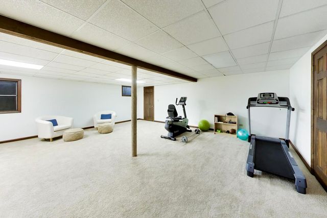 2302 Lisa Court, Palatine, IL 60067