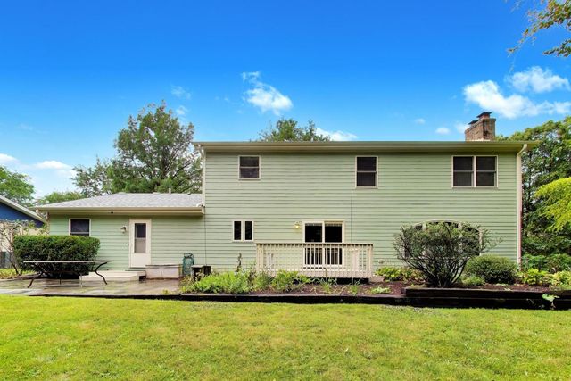 2302 Lisa Court, Palatine, IL 60067