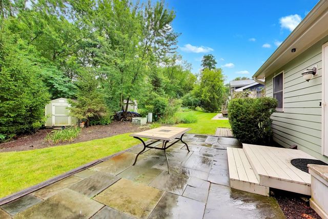 2302 Lisa Court, Palatine, IL 60067