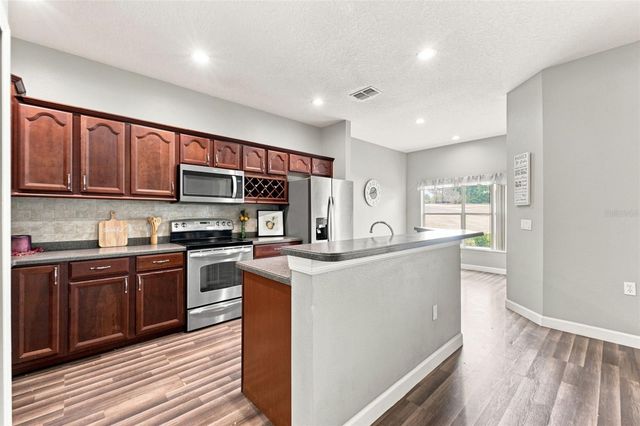 15850 DURANGO CIRCLE, Brooksville, FL 34604