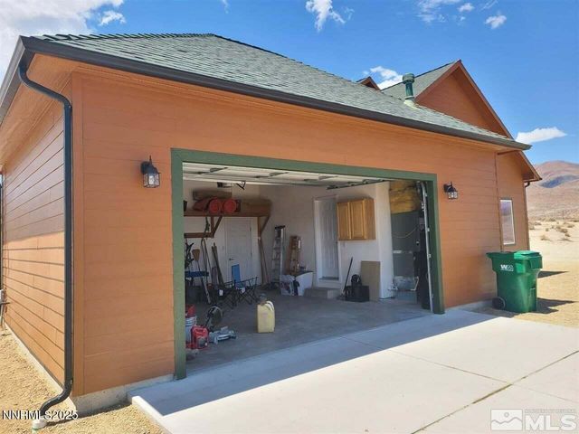 10975 Iroquois Trail, Stagecoach, NV 89429