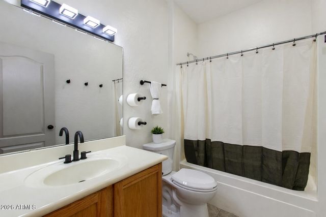 8242 S HIDDEN TRAIL Court, Gold Canyon, AZ 85118