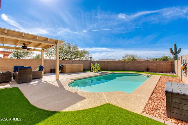 8242 S HIDDEN TRAIL Court, Gold Canyon, AZ 85118