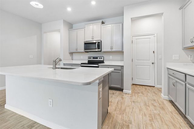 4286 CLOUD HOPPER WAY, Lutz, FL 33559