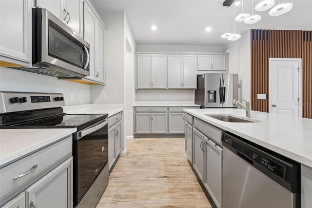 4286 CLOUD HOPPER WAY, Lutz, FL 33559