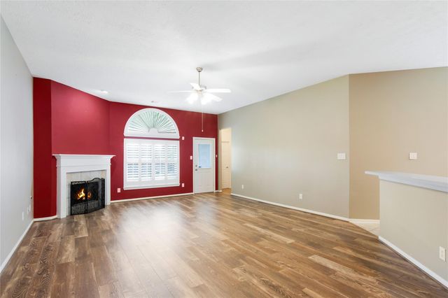 21406 Avalon Queen Drive, Spring, TX 77379