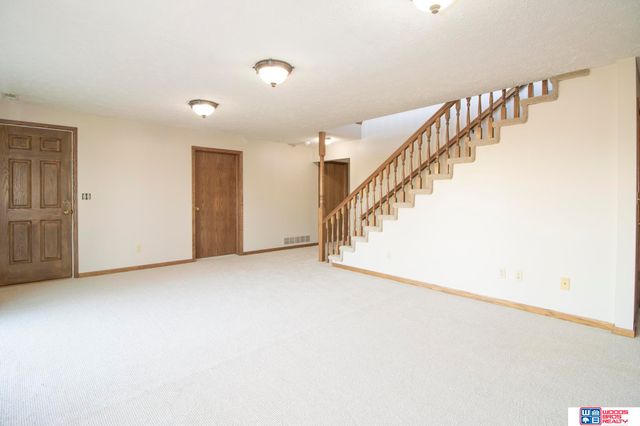 4720 Bingham Court, Lincoln, NE 68516