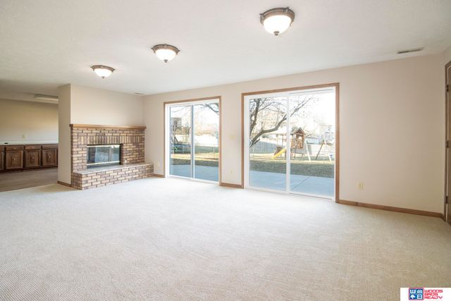 4720 Bingham Court, Lincoln, NE 68516